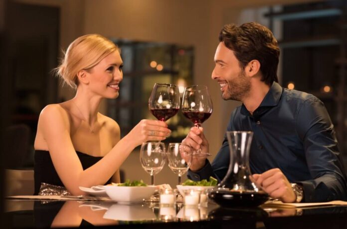 Top 40 Romantic Restaurants For Couples | Sajmash - Sajmash