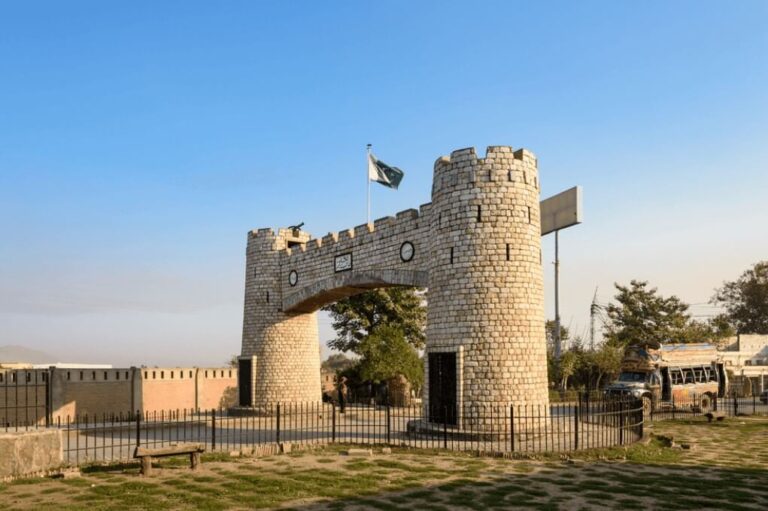 Historical places in Pakistan | Beautiful places in Pakistan